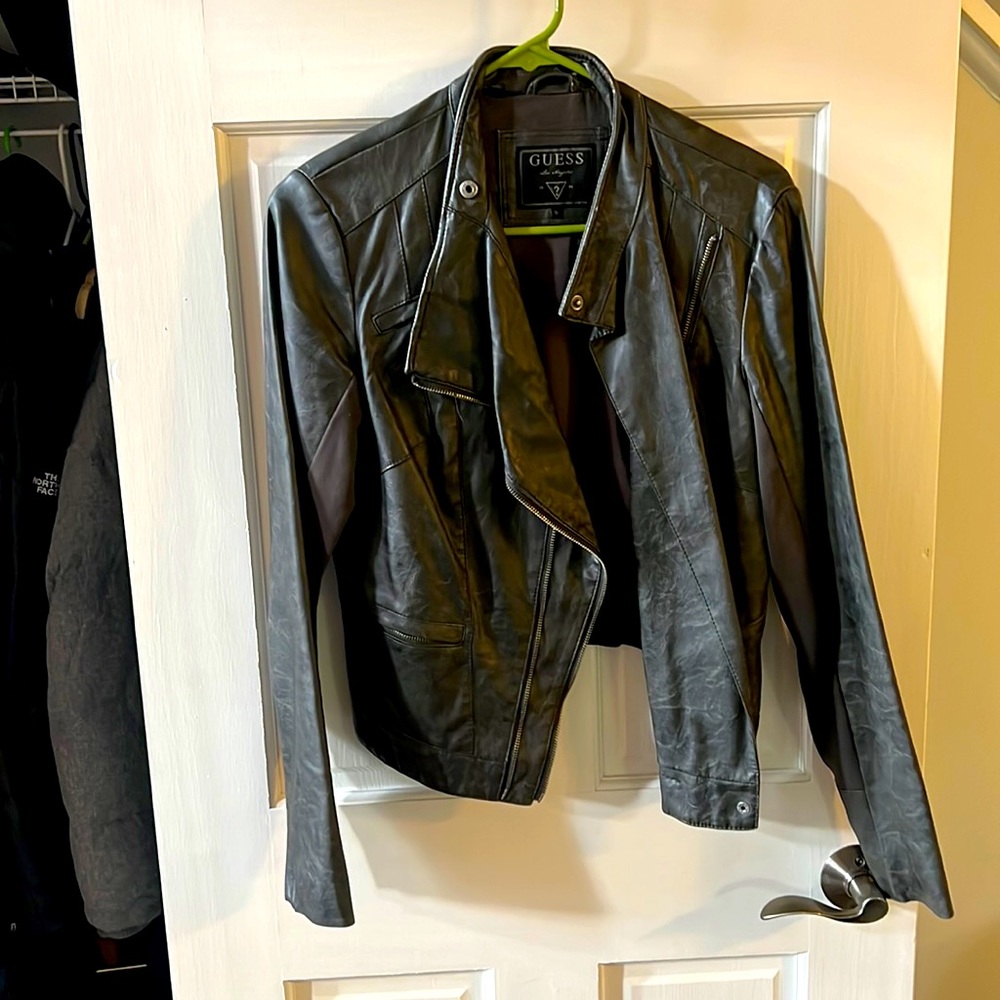 Guess bomber jacket - asymmetrical zipper